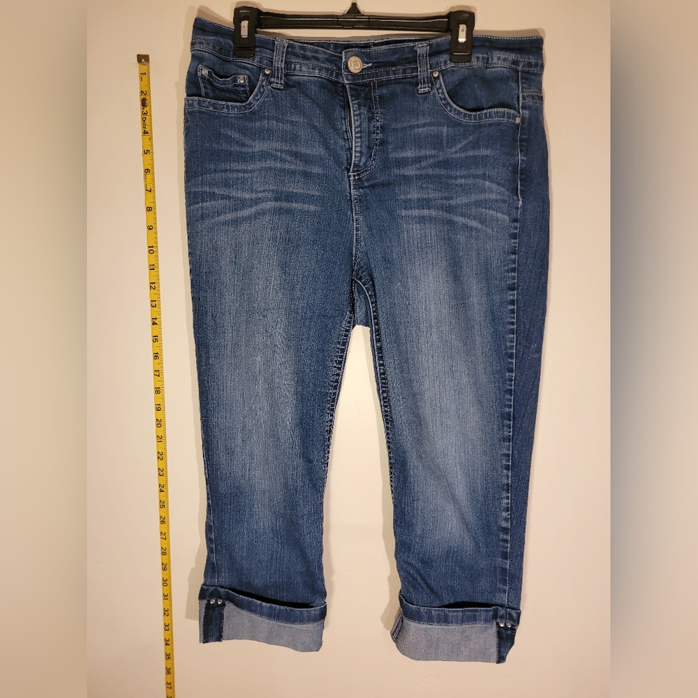 New Directons capris women's size 16w with cuff details